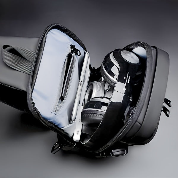 Multifunctional Chest Bag Random Color